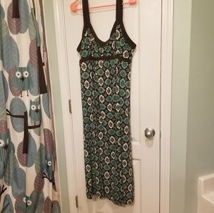 Brown and turquoise dress